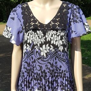 Dress Barn Woman's  blouse